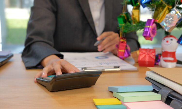 how to increase revenue holidays